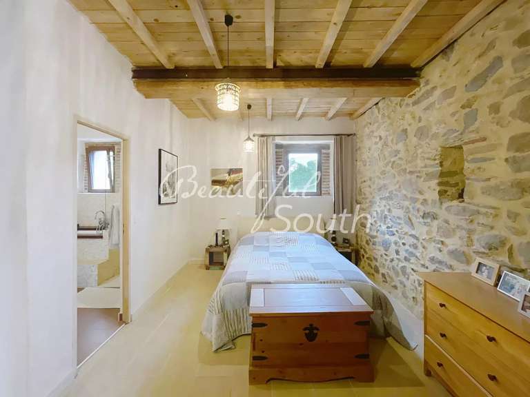 Maison Caixas - 5 chambres - 385m²