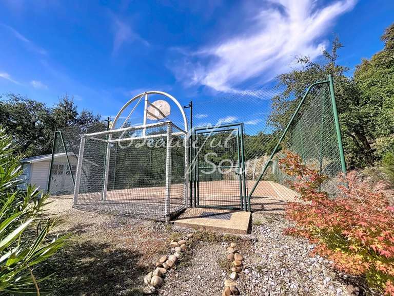 Maison Caixas - 5 chambres - 385m²