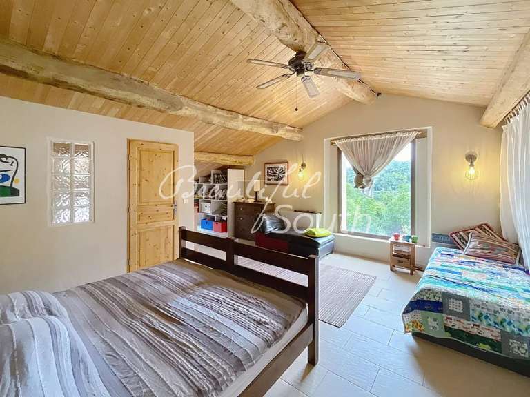 Maison Caixas - 5 chambres - 385m²