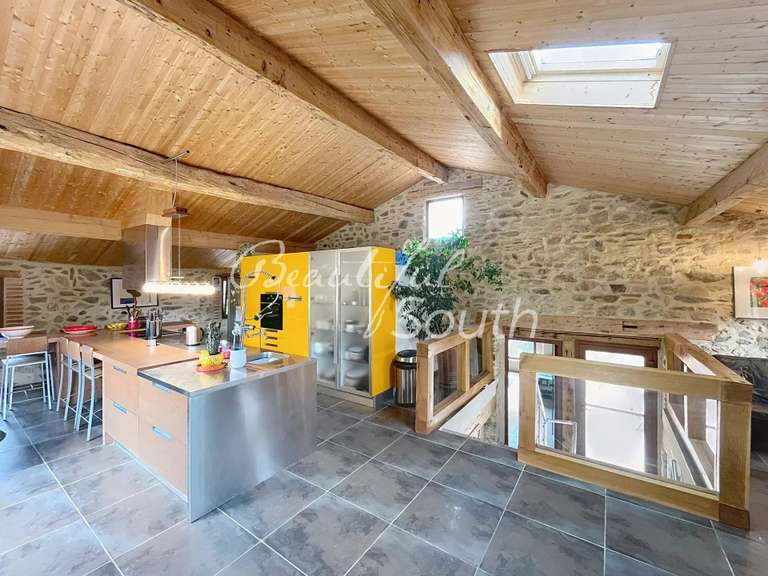 Maison Caixas - 5 chambres - 385m²