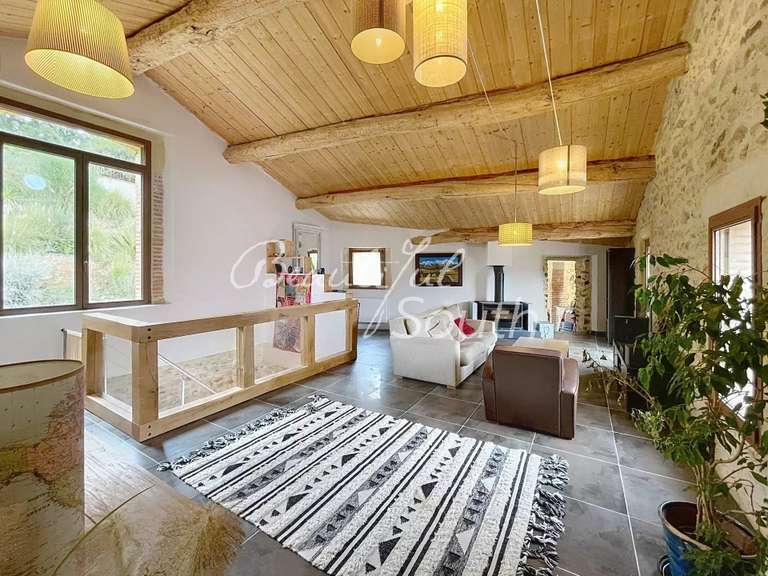 Maison Caixas - 5 chambres - 385m²