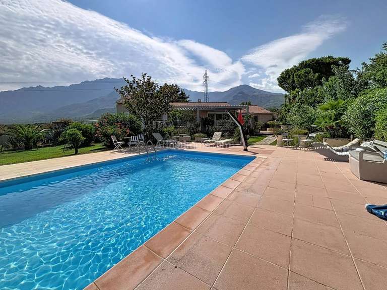 Maison Calenzana - 5 chambres - 200m²