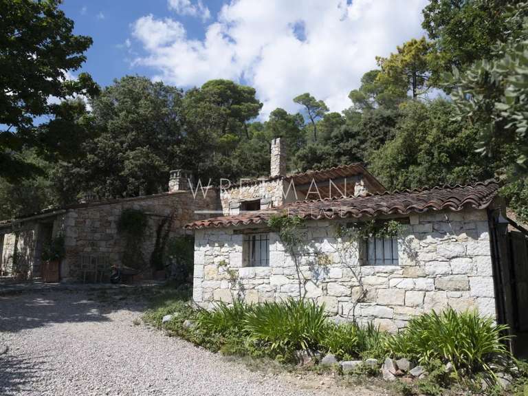 Bien atypique Callas - 5 chambres - 180m²