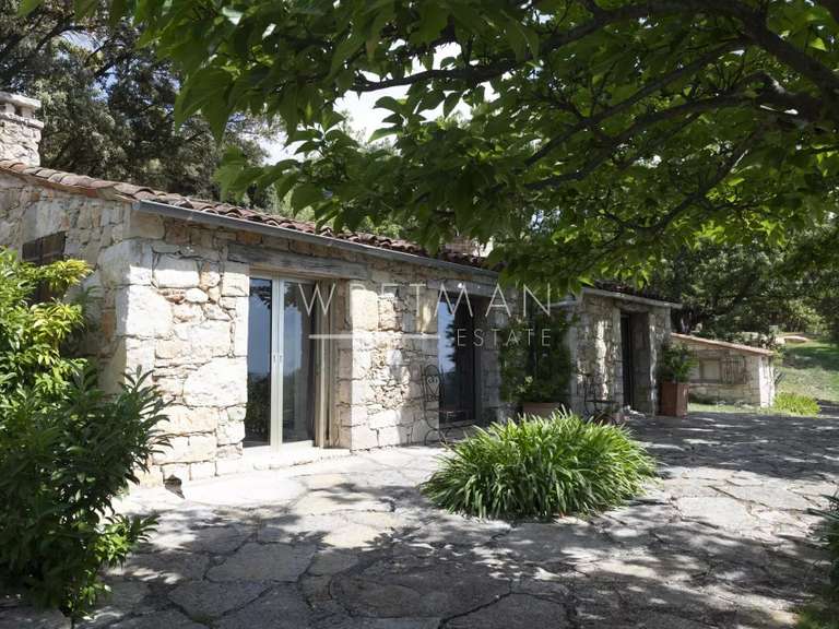 Bien atypique Callas - 5 chambres - 180m²