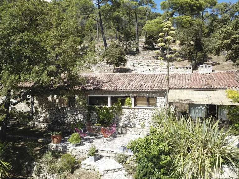 Bien atypique Callas - 5 chambres - 180m²