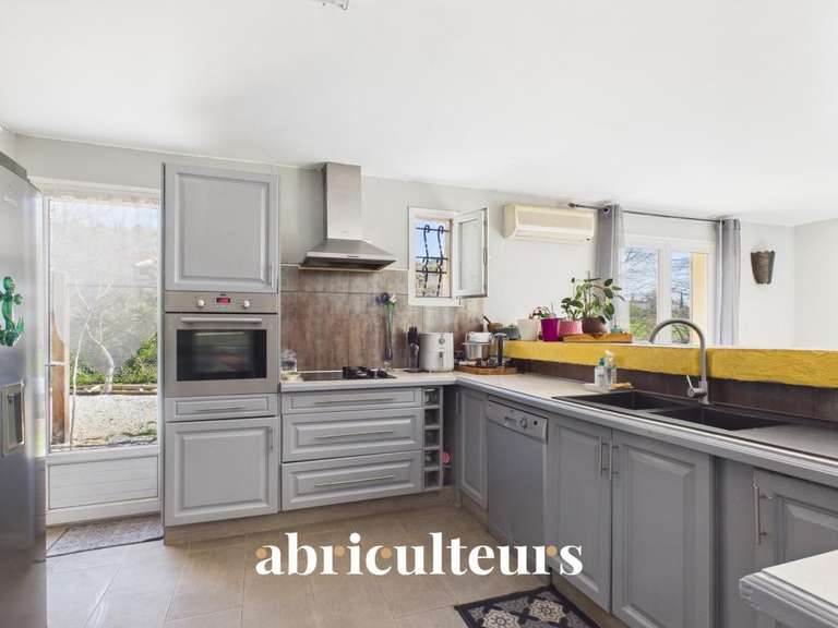 Maison Callian - 4 chambres - 150m²