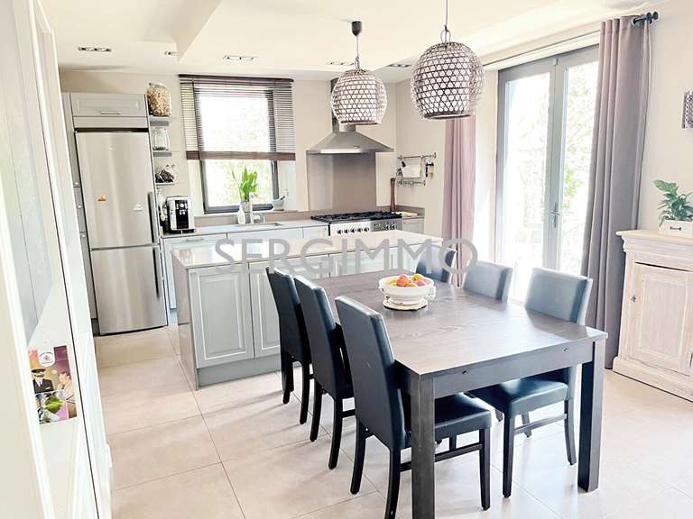 Propriété Callian - 5 chambres - 140m²