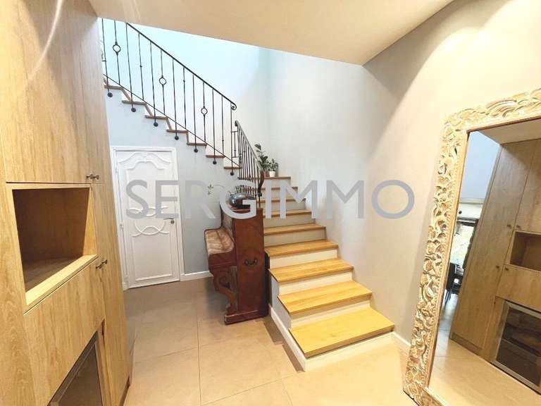 Propriété Callian - 5 chambres - 140m²
