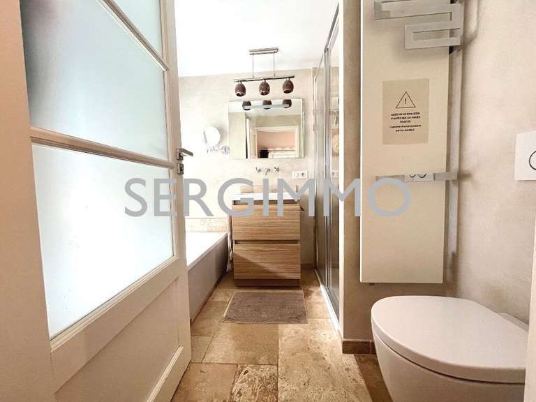 Propriété Callian - 5 chambres - 140m²