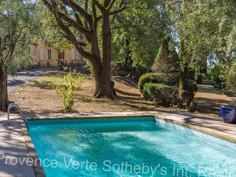 Property Callian - 1500m²