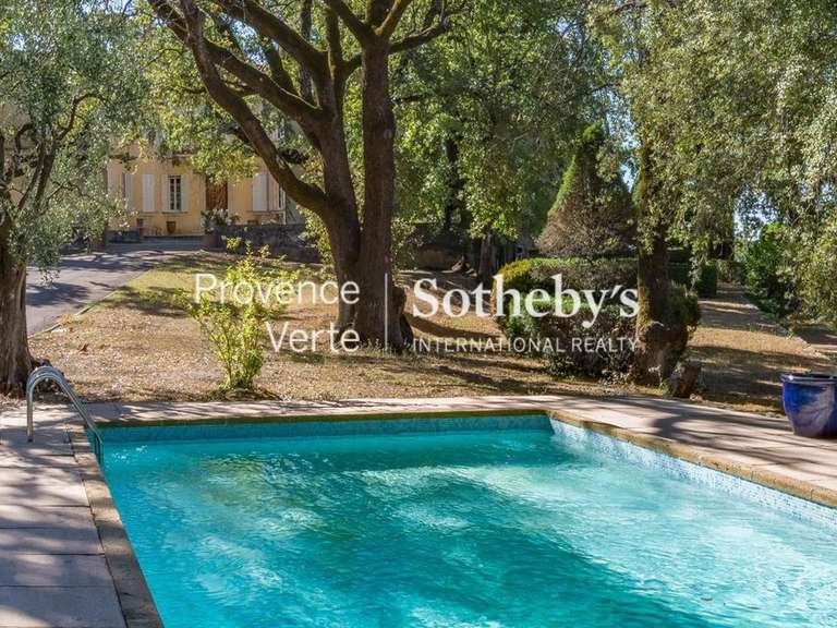 Propriété Callian - 850m²