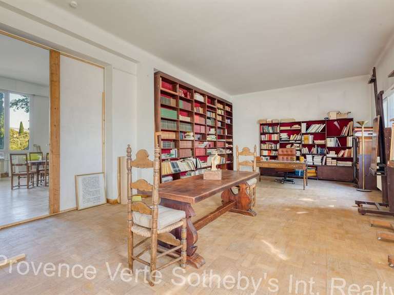 Property Callian - 1500m²