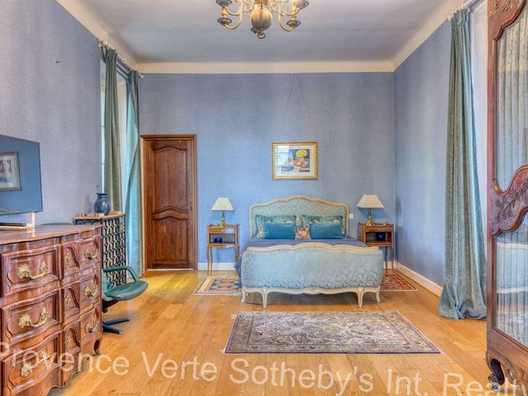 Property Callian - 1500m²