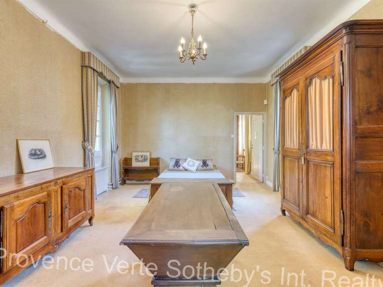 Property Callian - 1500m²