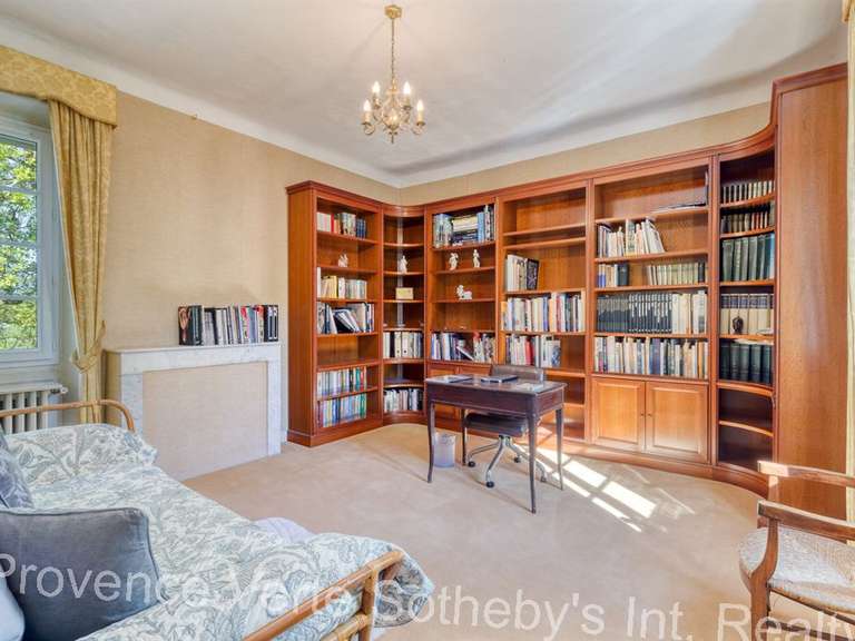 Property Callian - 1500m²