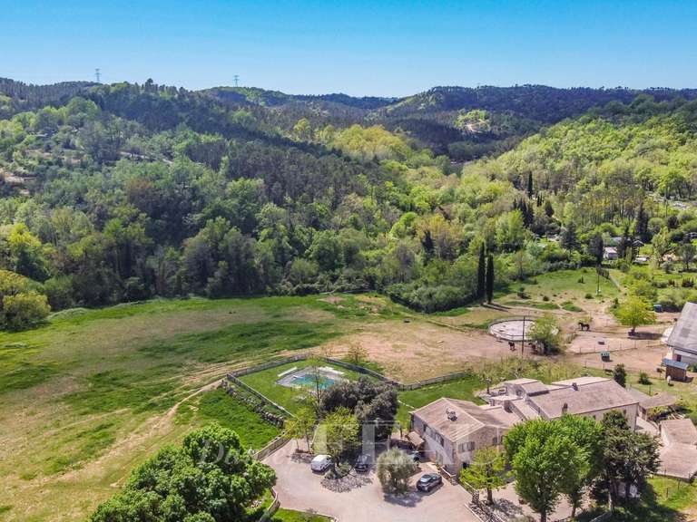 Propriété Callian - 11 chambres - 580m²