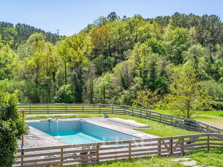 Propriété Callian - 11 chambres - 580m²