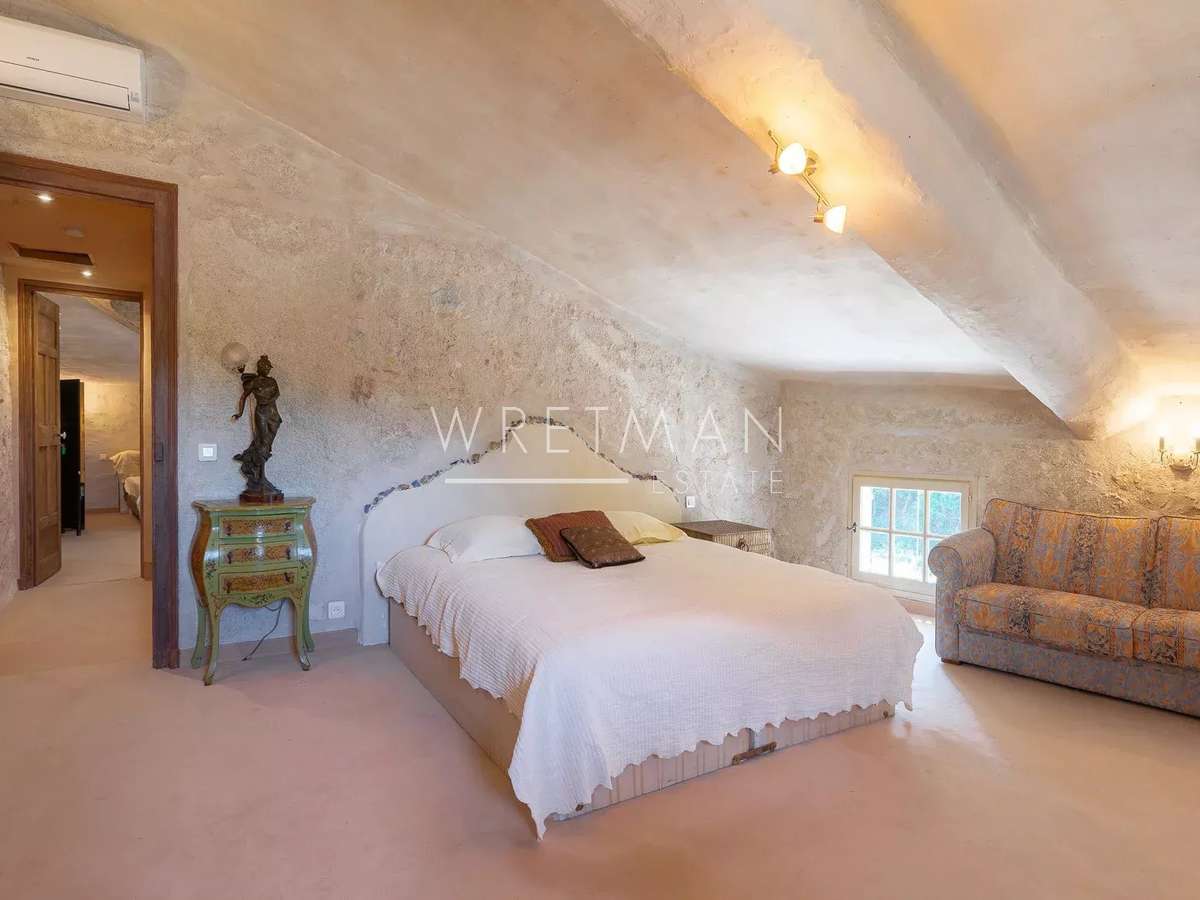 Property Callian