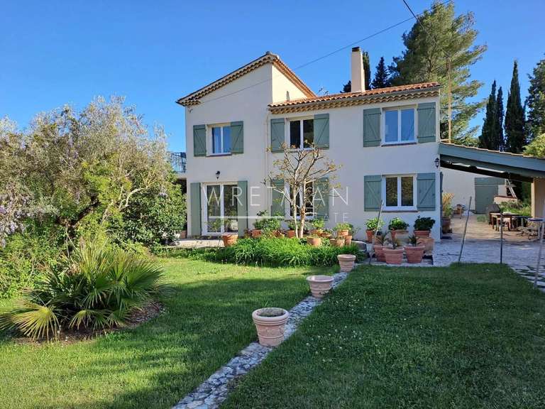 Villa Callian - 5 chambres - 167m²