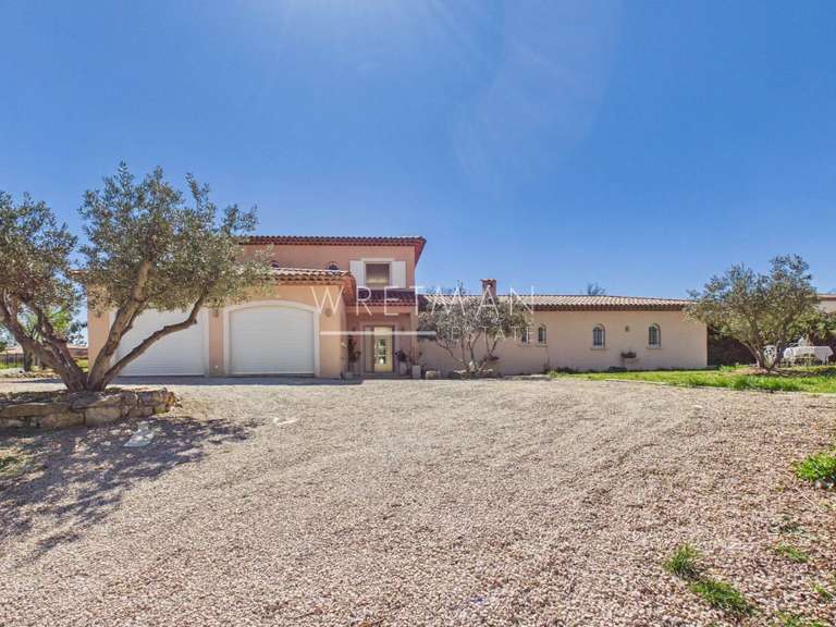 Villa Callian - 4 bedrooms - 355m²