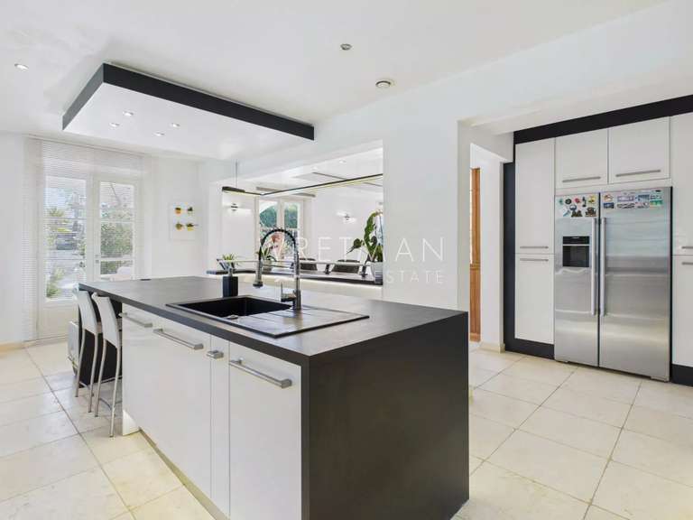 Villa Callian - 4 chambres - 252m²