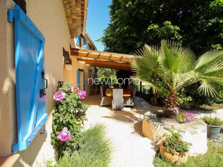 Villa Callian - 5 bedrooms - 224m²