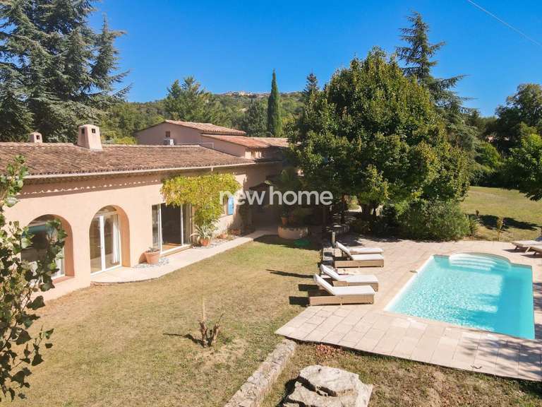Villa Callian - 5 chambres - 224m²