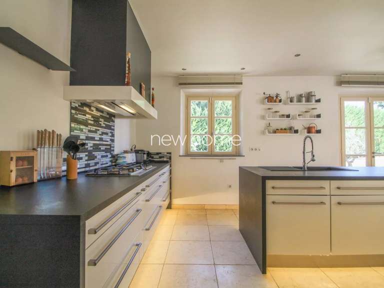 Villa Callian - 4 bedrooms - 222m²