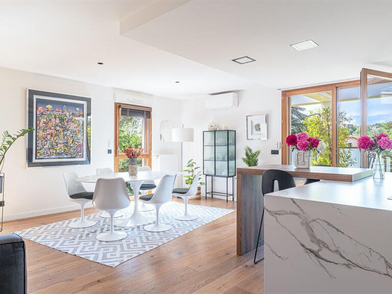 Apartment Caluire-et-Cuire - 4 bedrooms - 143m²