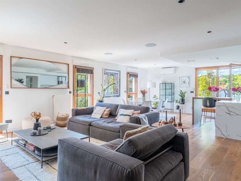 Apartment Caluire-et-Cuire - 4 bedrooms - 143m²
