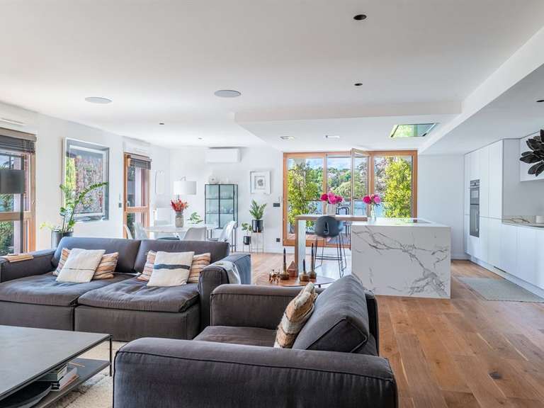 Apartment Caluire-et-Cuire - 4 bedrooms - 143m²