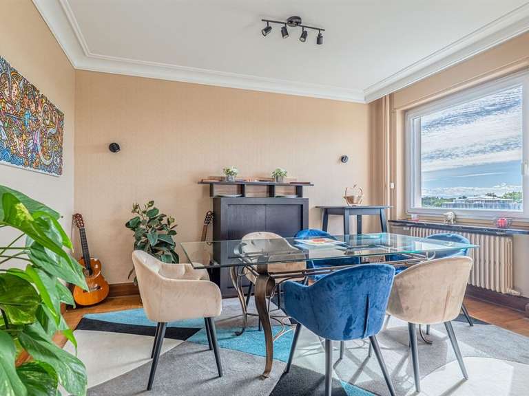 Apartment Caluire-et-Cuire - 3 bedrooms - 142m²