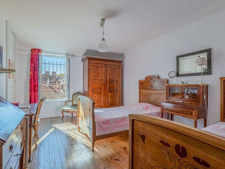 Hôtel particulier Caluire-et-Cuire - 6 chambres - 200m²