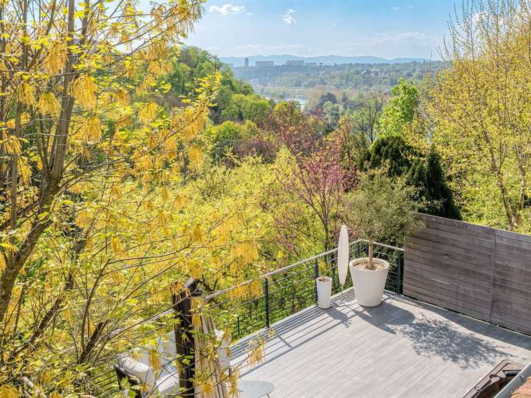 House Caluire-et-Cuire - 5 bedrooms - 307m²