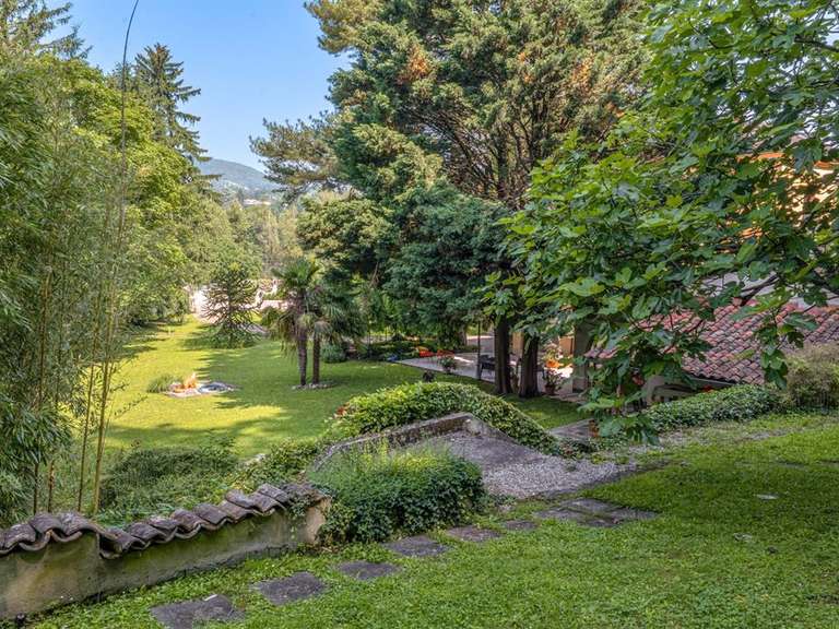Maison Caluire-et-Cuire - 7 chambres - 300m²
