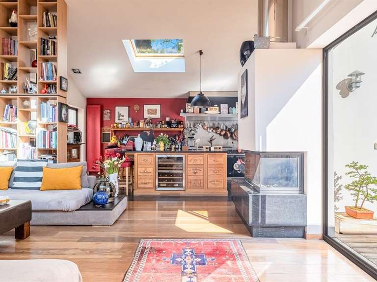 Maison Caluire-et-Cuire - 4 chambres - 205m²