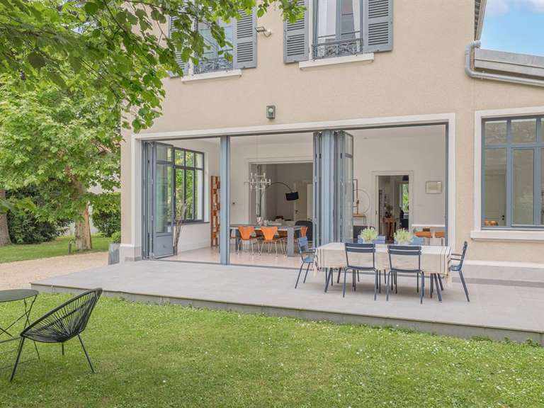 Maison Caluire-et-Cuire - 7 chambres - 340m²