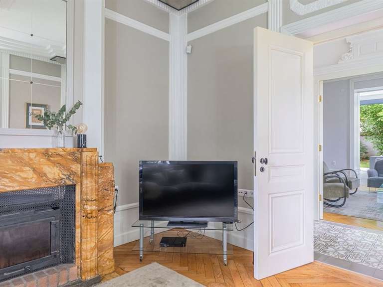 Maison Caluire-et-Cuire - 7 chambres - 340m²