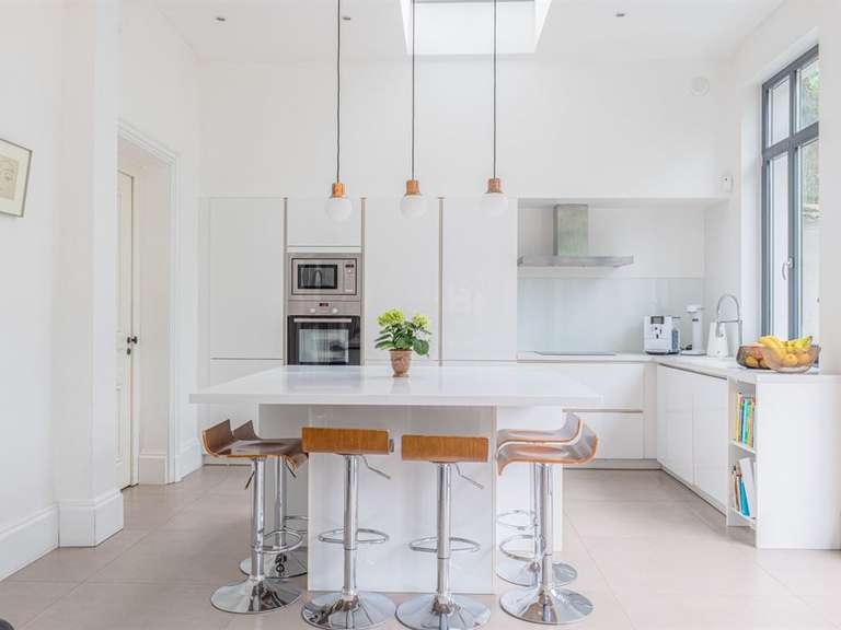 Maison Caluire-et-Cuire - 7 chambres - 340m²