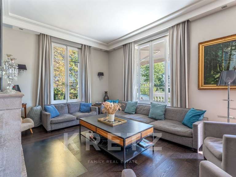 Maison Caluire-et-Cuire - 6 chambres - 395m²