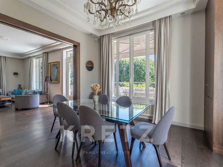 Maison Caluire-et-Cuire - 6 chambres - 395m²