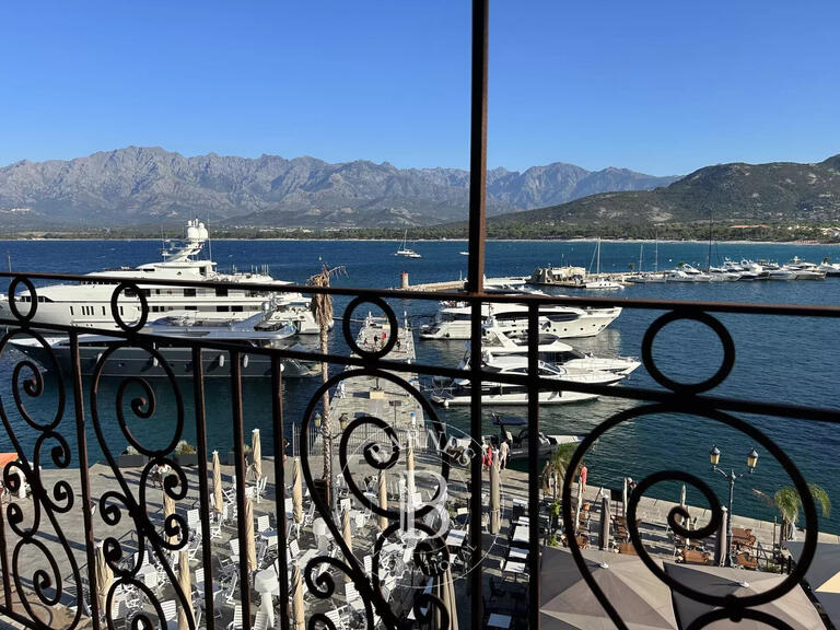 Appartement Calvi - 3 chambres - 135m²