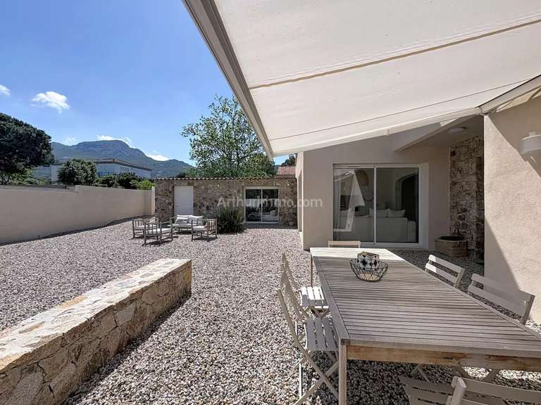 Appartement Calvi - 3 chambres - 105m²