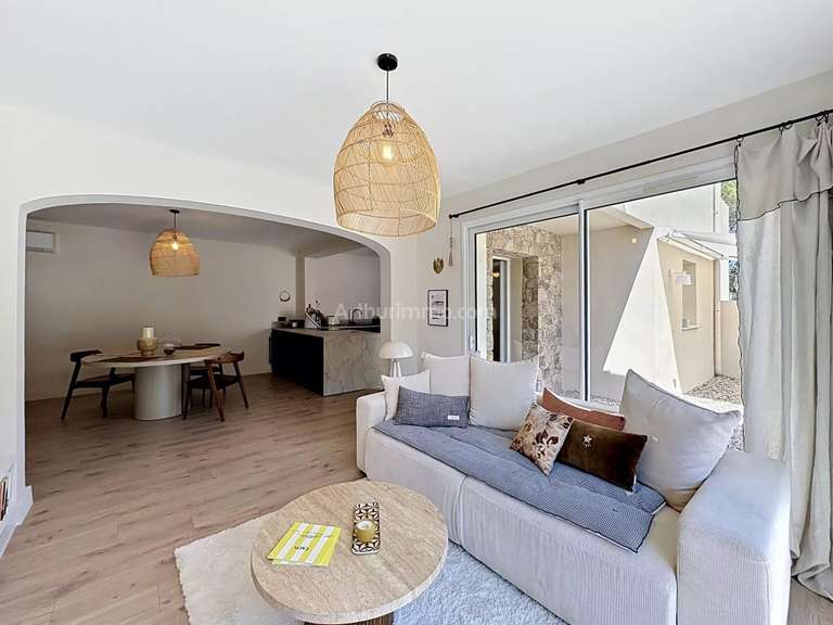 Appartement Calvi - 3 chambres - 105m²