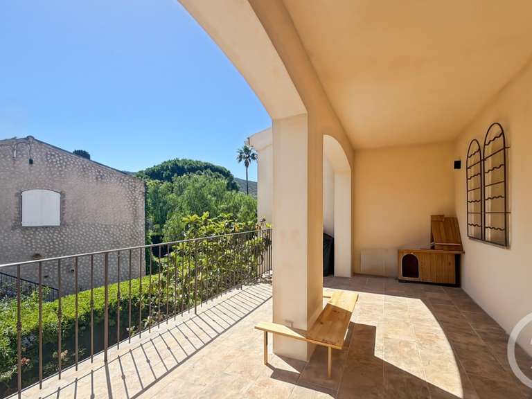 Appartement Calvi - 2 chambres - 195m²