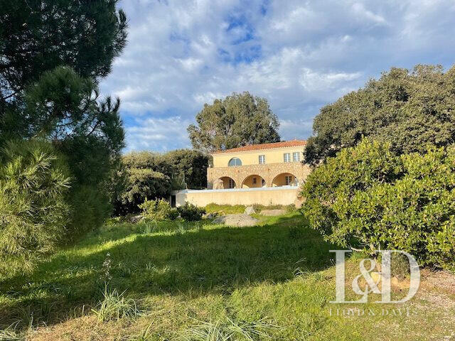 House Calvi - 3 bedrooms - 182m²