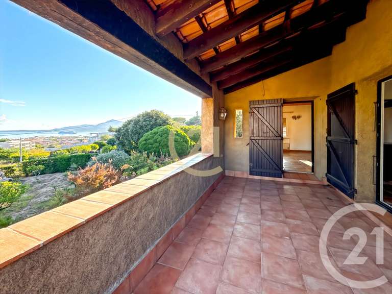 Maison Calvi - 3 chambres - 196m²