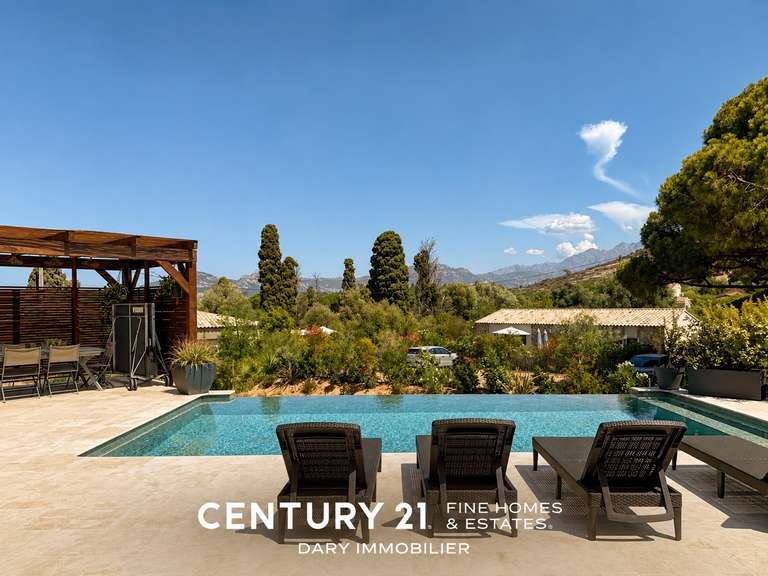 Maison Calvi - 4 chambres - 183m²