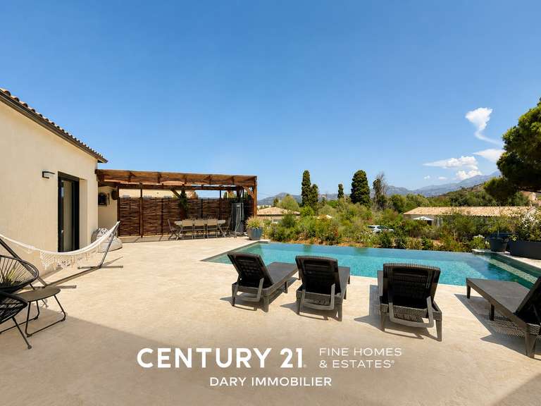 Maison Calvi - 4 chambres - 183m²