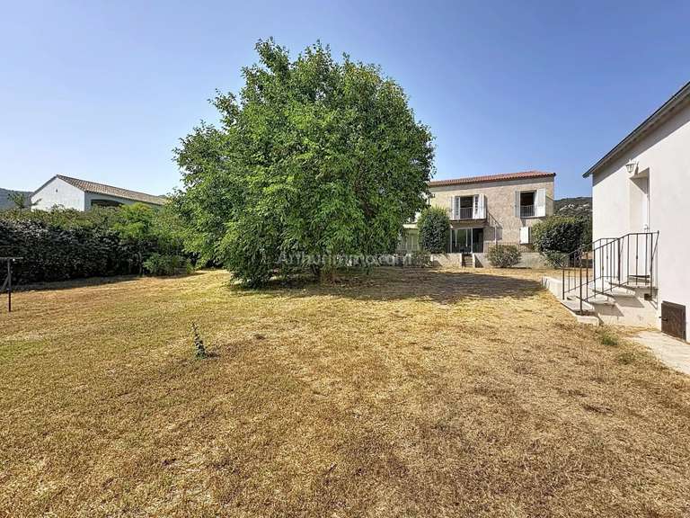 Propriété Calvi - 319m²